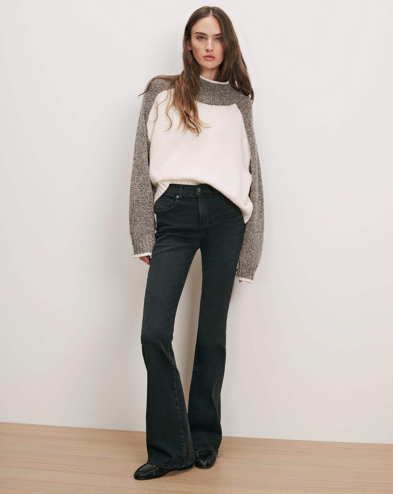 Veronica Beard Beverly mid-rise skinny-flare jeans in washed black